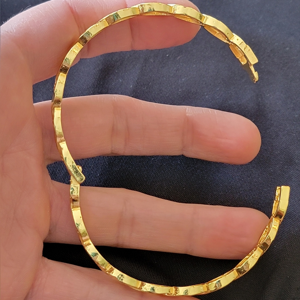 Bangle bracelet - Picture 3 of 5